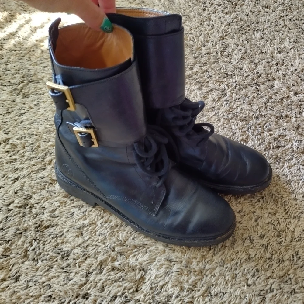Tory Burch Lukas Flat moto vegan leather lace up Booties sz 8,5